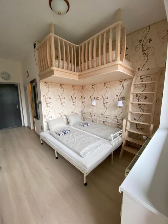 Apartman Slapy-Zdan Exterior photo