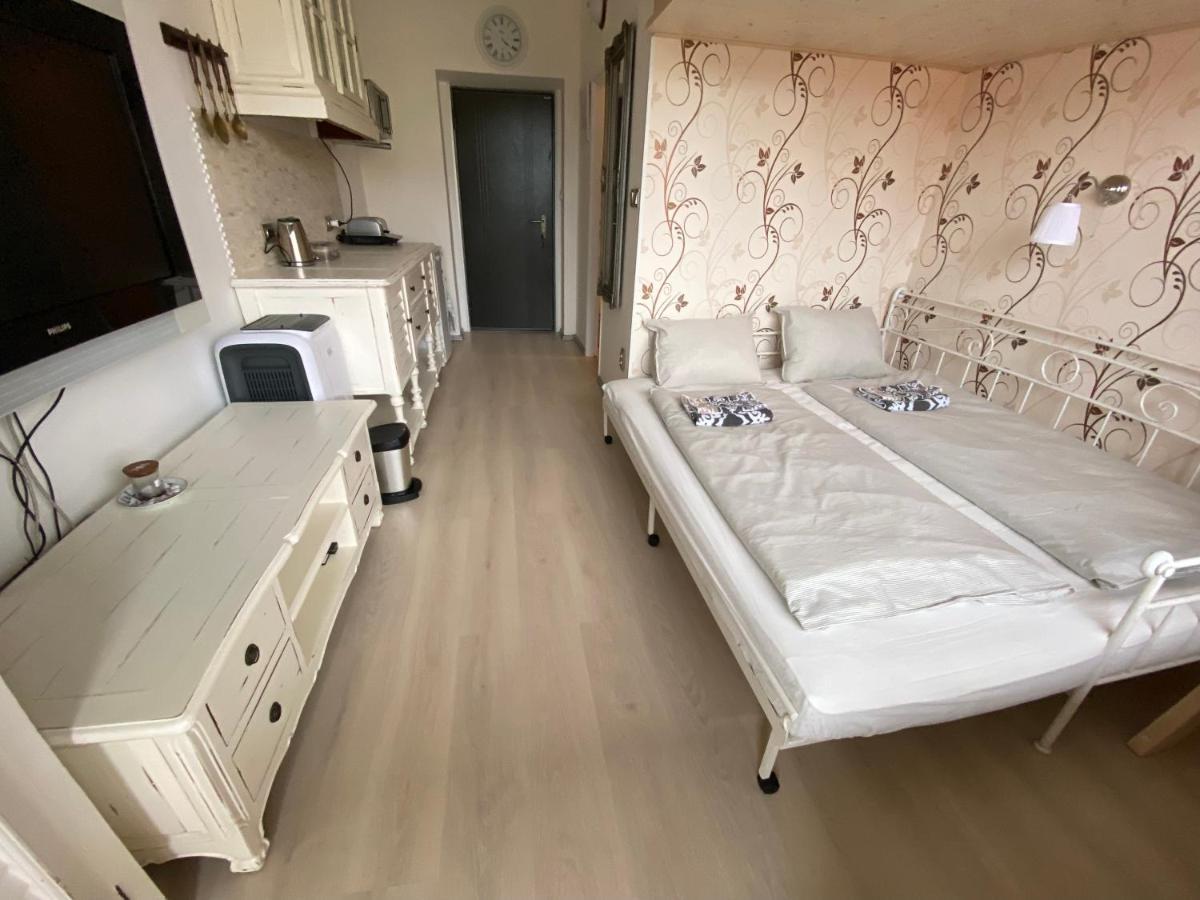 Apartman Slapy-Zdan Exterior photo